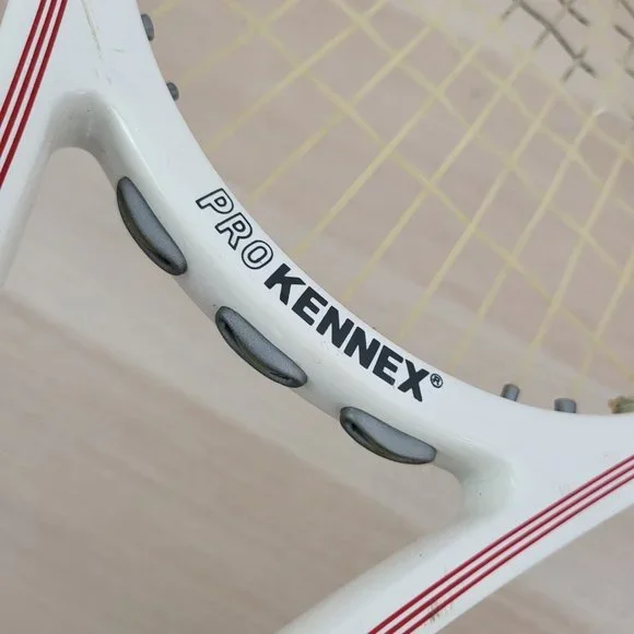 PRO KENNEX Ceramic Pro 90  (4 3/8" Grip) Good Condition - Picture 11 of 16